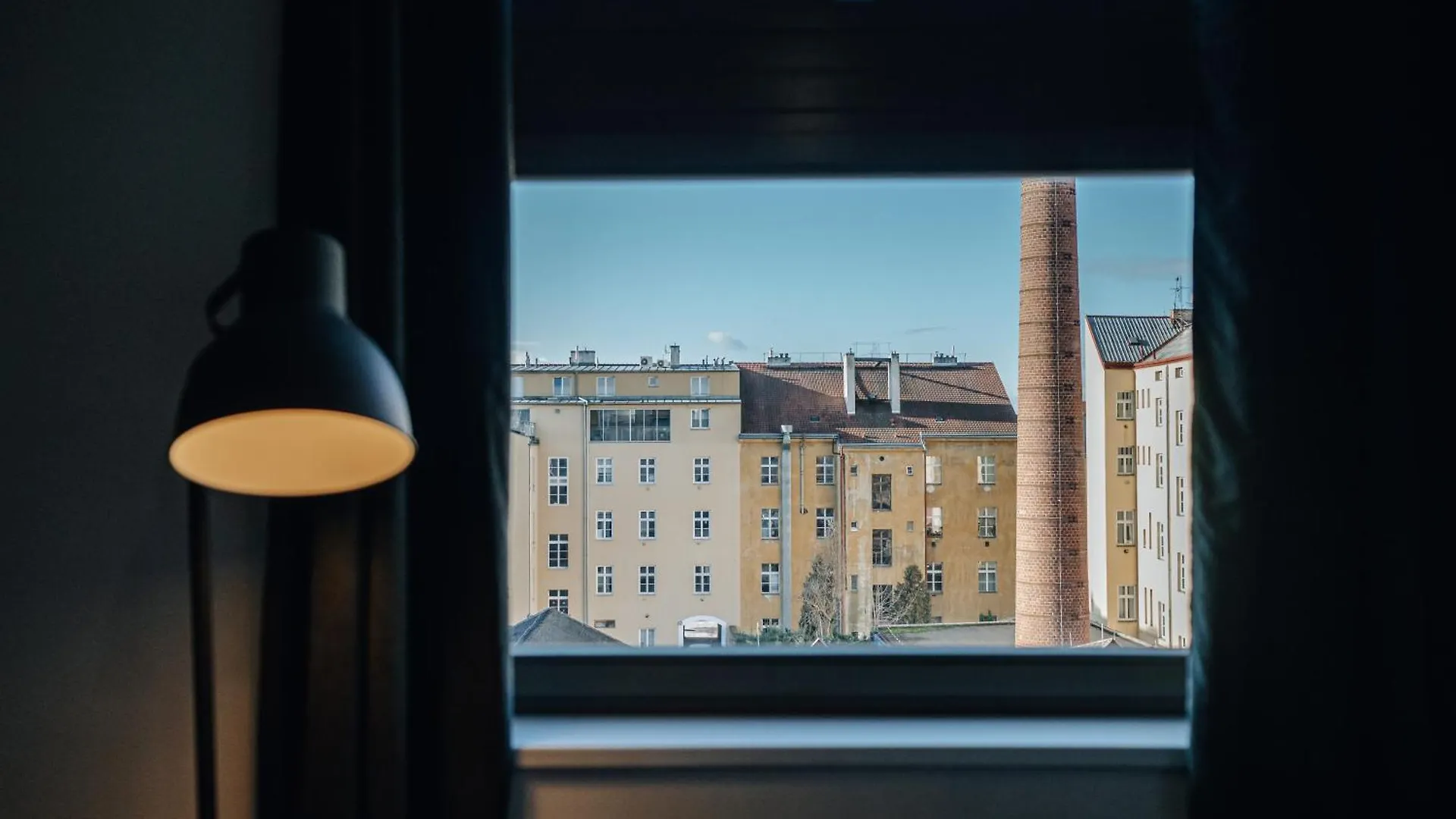 Modern Loft With Airhokey In City Centre Praga